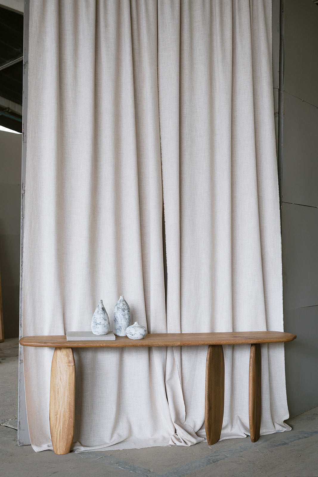 CREDENZA PETREA
